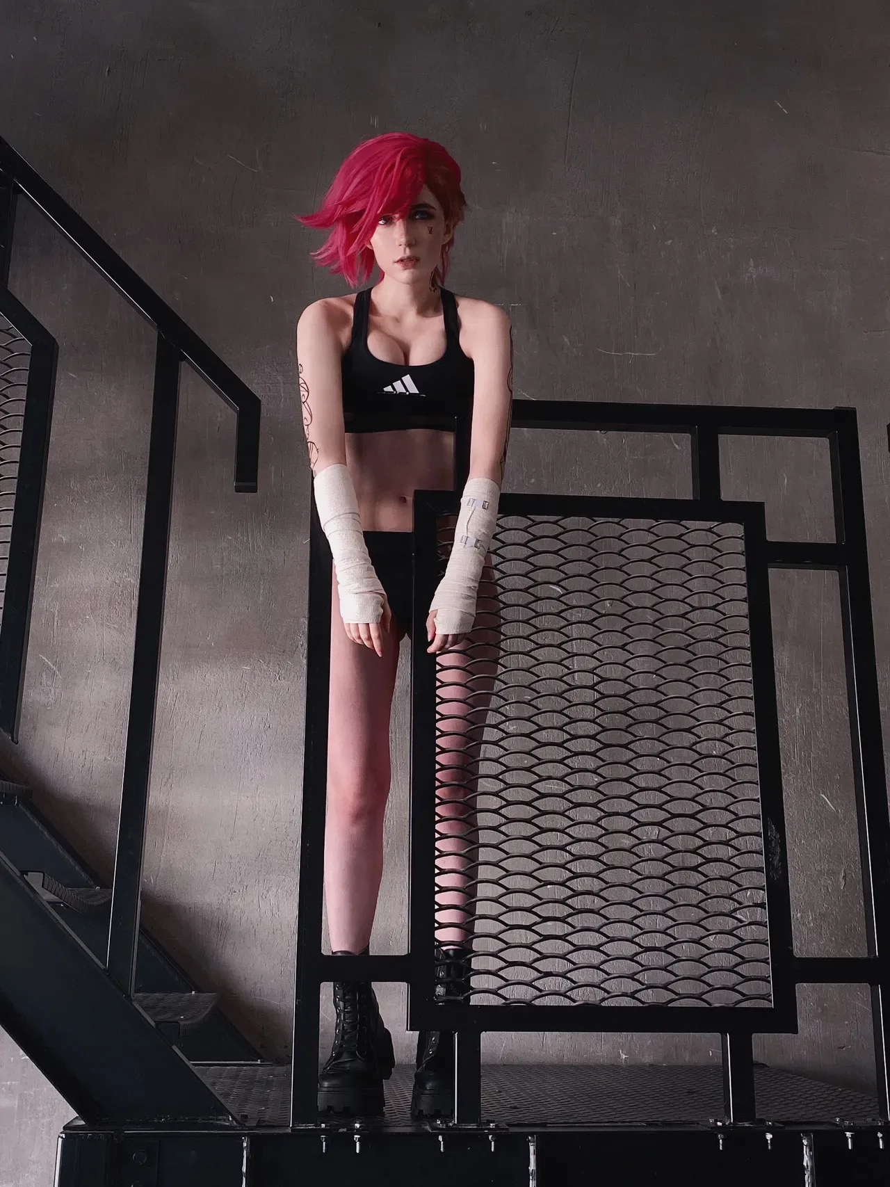 Mik Allen – Caitlyn và Vi - 73